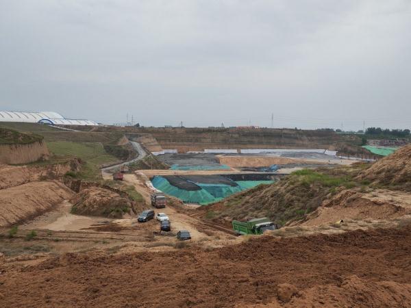 山西平遥200多亩耕地何以变成粉煤灰填埋场? 山西平遥200多亩耕地何以变成粉煤灰填埋场?