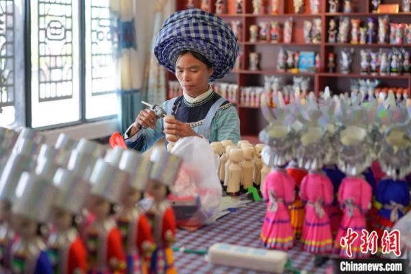 中国如何为“她”赋能？