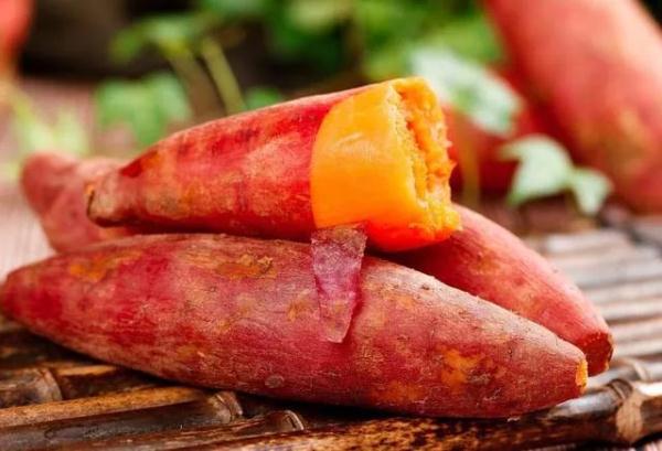 主食冷着吃升血糖慢？控血糖的5个误区，很多人都做错了！