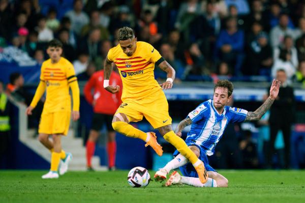 西甲综合 | 巴萨客胜西班牙人 提前四轮夺冠