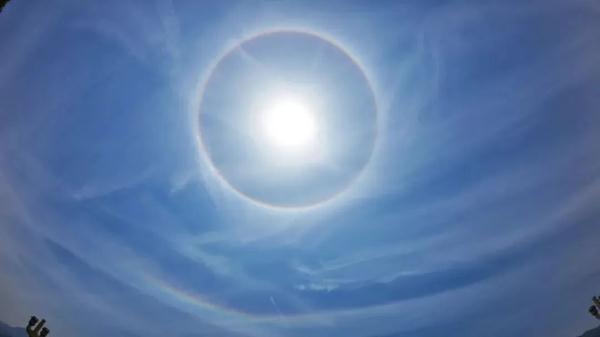 “重庆今天的太阳有光圈”，你拍到了吗？