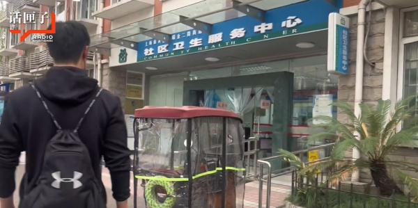 跑了多家医院，能否挂号全凭运气？上海小伙就医阻碍重重，因为一个字……