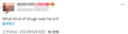 美国一司机涉嫌酒驾被交警拦截,与狗换位置想“避免被捕” 美国一司机涉嫌酒驾被交警拦截,与狗换位置想“避免被捕”