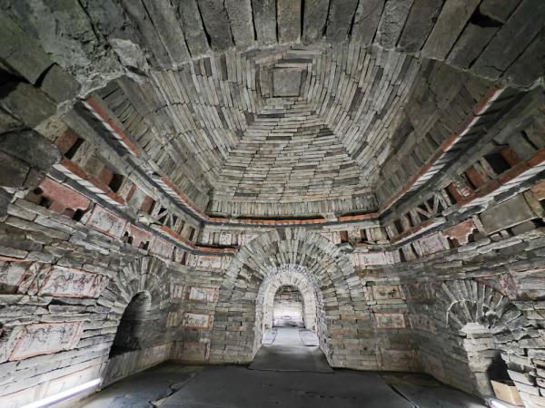 快来看!1700年前的烤肉 快来看!1700年前的烤肉