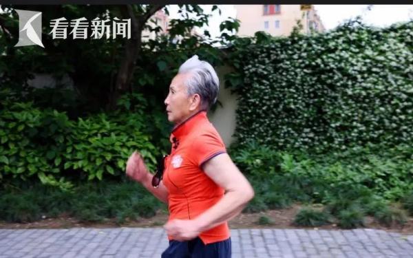 颠覆!81岁阿婆和女大学生PK,完胜! 颠覆!81岁阿婆和女大学生PK,完胜!