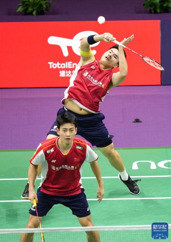 羽毛球丨苏迪曼杯:中国队胜新加坡队 晋级八强 羽毛球丨苏迪曼杯:中国队胜新加坡队 晋级八强