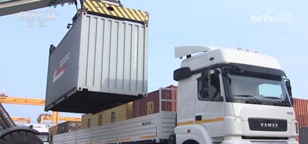 中国和土库曼斯坦通力合作为互利经贸合作开辟广阔前景