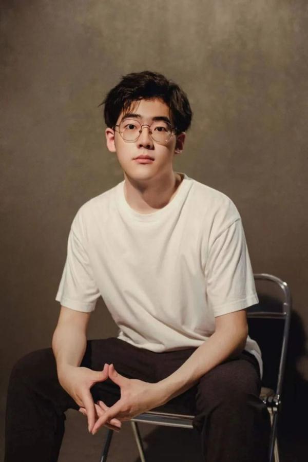 简历亮了!武大学霸说不“卷”分数,全凭“兴趣”…… 简历亮了!武大学霸说不“卷”分数,全凭“兴趣”……