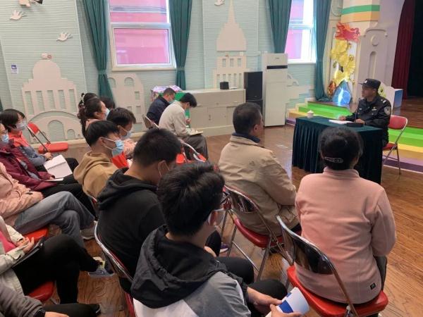 北京丢的相机从新疆找回来!这位“三心二意”的民警,牛! 北京丢的相机从新疆找回来!这位“三心二意”的民警,牛!