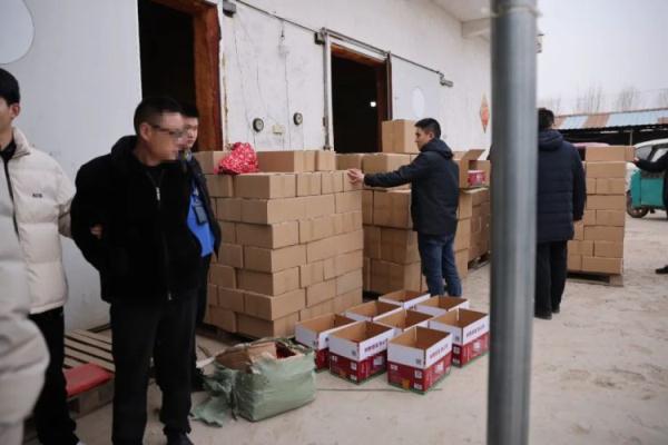 重庆涪陵警方破获一起部督特大假冒知名榨菜品牌商标案,涉案金额4200万元! 重庆涪陵警方破获一起部督特大假冒知名榨菜品牌商标案,涉案金额4200万元!