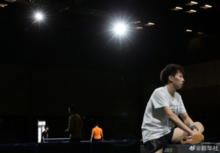 樊振东陈梦马龙等备战德班世乒赛 樊振东陈梦马龙等备战德班世乒赛