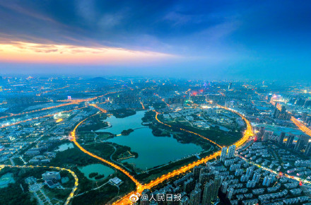 合肥翡翠湖心形路：两人走一圈，加起来13.14公里