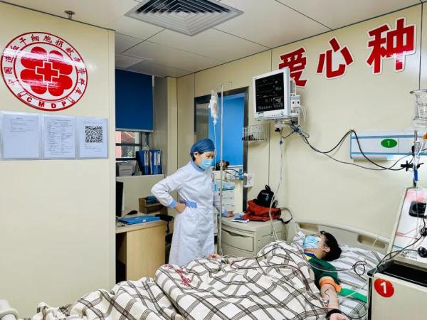 福建这位姑娘对家人撒谎,只为…… 福建这位姑娘对家人撒谎,只为……