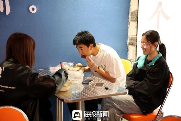 冲上热搜！山东这家无声面馆全网点赞！