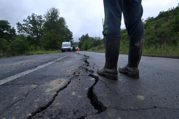 聚焦 | 意大利北部暴雨造成至少13人死亡 聚焦 | 意大利北部暴雨造成至少13人死亡