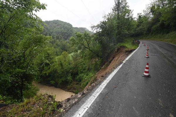 聚焦 | 意大利北部暴雨造成至少13人死亡 聚焦 | 意大利北部暴雨造成至少13人死亡