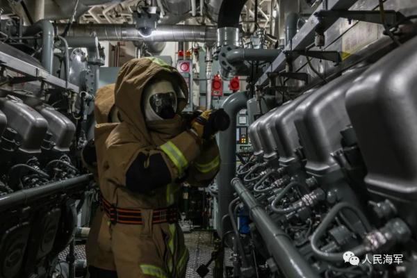 海空呼啸，火力全开