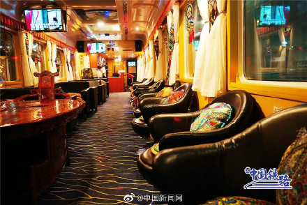 坐着有大床房的双层列车去大理 坐着有大床房的双层列车去大理