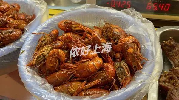 肉眼可见的夏天要来了？上海新晋城堡夜市：小吃多到眼花缭乱，价格很平民！