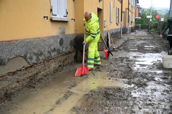 聚焦 | 意大利北部暴雨造成至少13人死亡 聚焦 | 意大利北部暴雨造成至少13人死亡