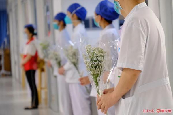 35岁作家去世,捐赠器官助4人重获新生、2人重获光明 35岁作家去世,捐赠器官助4人重获新生、2人重获光明