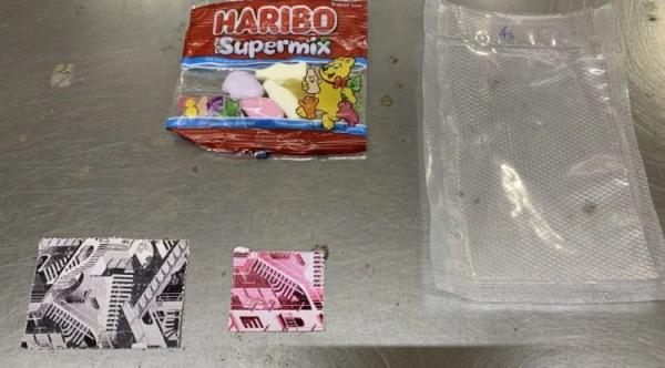 见到这种“邮票”,请立即报警! 见到这种“邮票”,请立即报警!