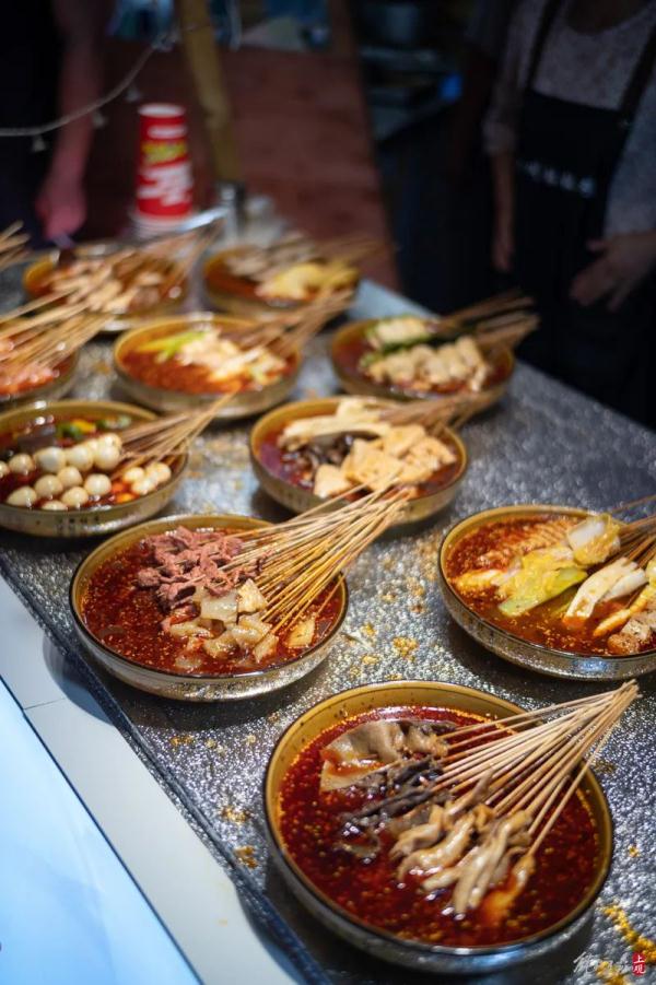 上海要向路边摊“打开大门”了吗？ 记者体验式调查，多区坦言：没证不行