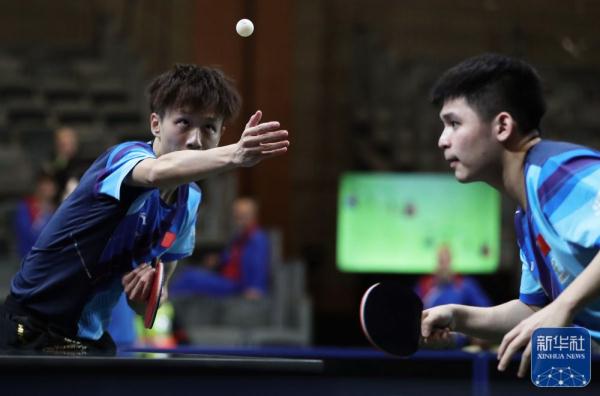 乒乓球|世乒赛：林高远/林诗栋晋级男双32强