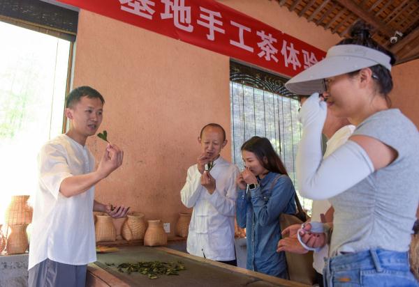 匠心传承石墨茶