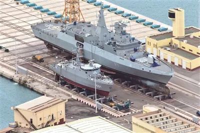 这艘小艇不简单 这艘小艇不简单