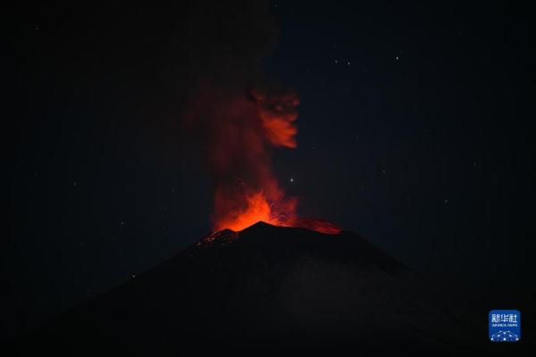 墨西哥波波卡特佩特火山高度活跃