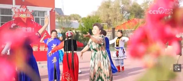 追着花儿看新疆 | 多民族文化交流融合 各民族同胞守望相助