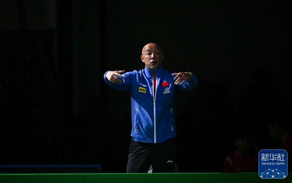 世乒赛 | 王楚钦比赛遇停电 世乒赛 | 王楚钦比赛遇停电