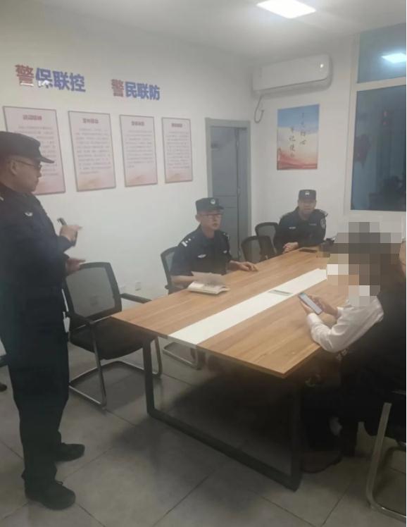 惊心!有人突然叫住巡逻警察,说了几句…民警火速冲进商场! 惊心!有人突然叫住巡逻警察,说了几句…民警火速冲进商场!