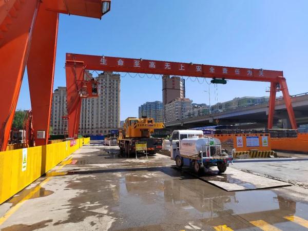 快来看！哈尔滨地铁3号线二期西北环河松街站、公路大桥站、上海街站全面铺轨