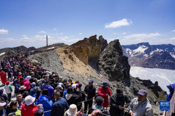 长白山五月人气旺