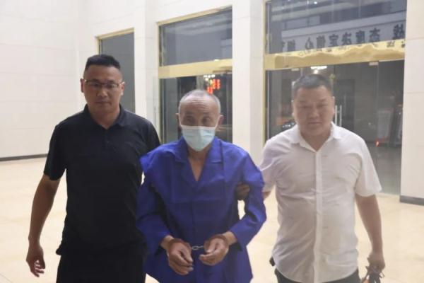 灭门案告破!追凶20年,凶手竟藏在…… 灭门案告破!追凶20年,凶手竟藏在……