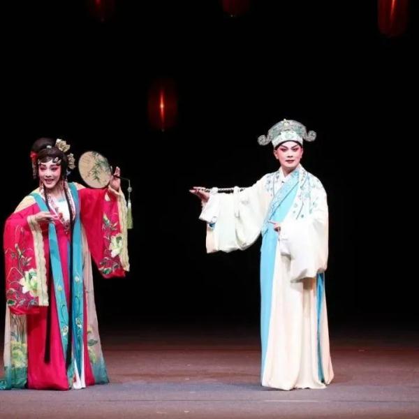 “川剧天团”在香港,火了! “川剧天团”在香港,火了!