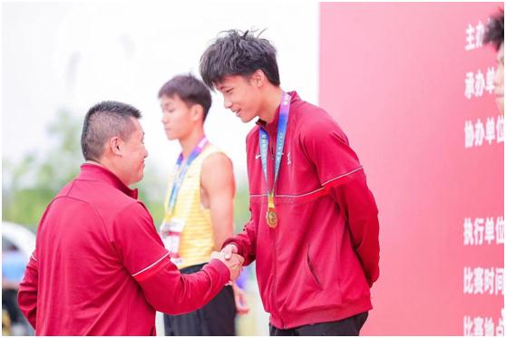 广州16岁少年,破尘封43年全国纪录! 广州16岁少年,破尘封43年全国纪录!