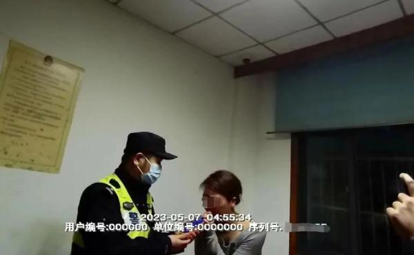 深夜,一女子酒驾至派出所门口...... 深夜,一女子酒驾至派出所门口......