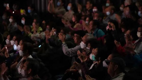 “川剧天团”在香港,火了! “川剧天团”在香港,火了!