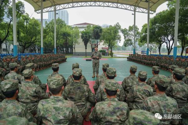 关注｜新兵手榴弹实投，开始！