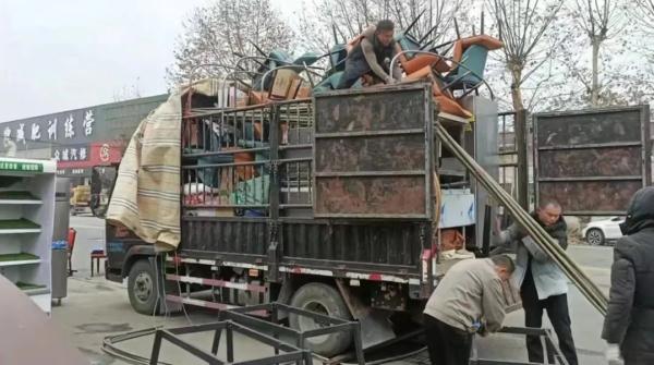 装裱时光、回收餐厅、制作云朵……揭秘这届年轻人的“另类”职业