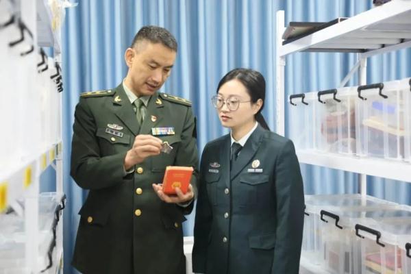 泪目！谈到陈祥榕生前战斗的这个细节，姐姐哽咽了……