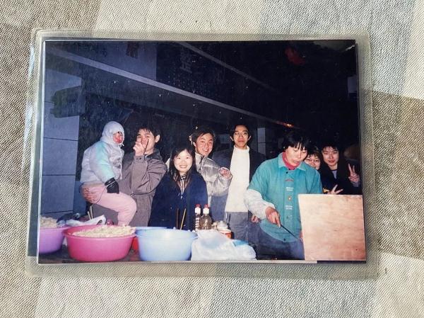 路边摆摊：热闹与辗转的四十年