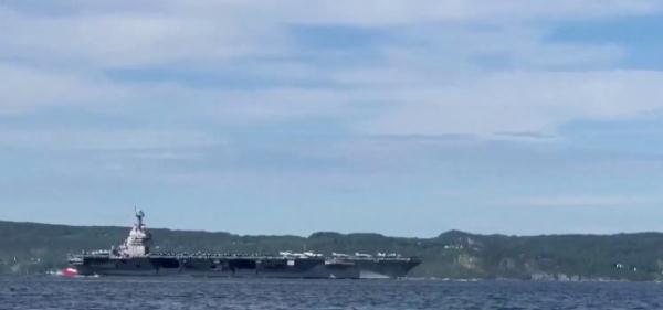 65年来首次!美军航母高调停靠挪威 65年来首次!美军航母高调停靠挪威