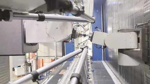 自主研发打造国产制造重器 解决航空航天精密制造难题