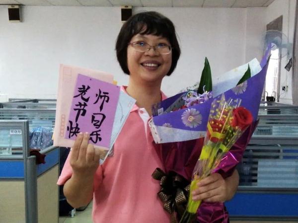 “我多想回到讲台”，患癌女教师离世前做了一个决定