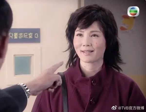 年仅54岁！TVB“金牌绿叶”突然去世，很多广东人熟悉的剧中都有她……