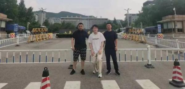 作案40余起获利7千余元，男子多次向食品内投异物敲诈网店被刑拘